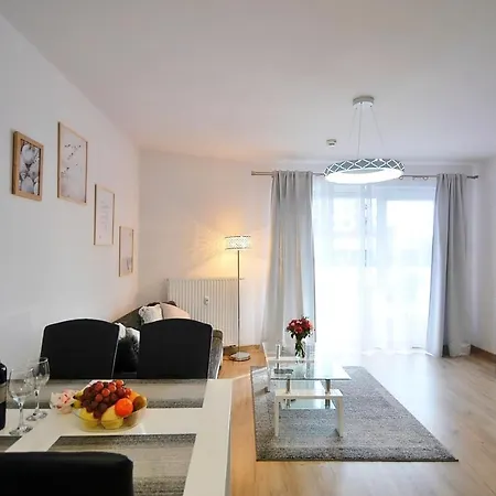 Michelle Polanki Park *