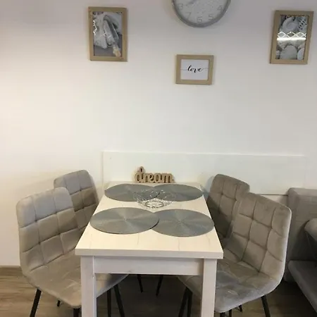 Michelle Polanki Park Appartement