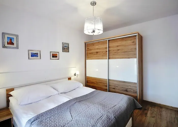 아파트 Michelle Polanki Park 코워브제크